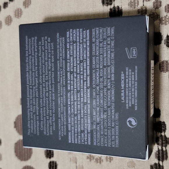 Laura Mercier Real Flawless Luminous Perfecting Pressed Translucent Powder 7g - Picture 3 of 6